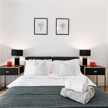 Khayat Homes - The Owelor - Two Bed Londen Buitenkant foto