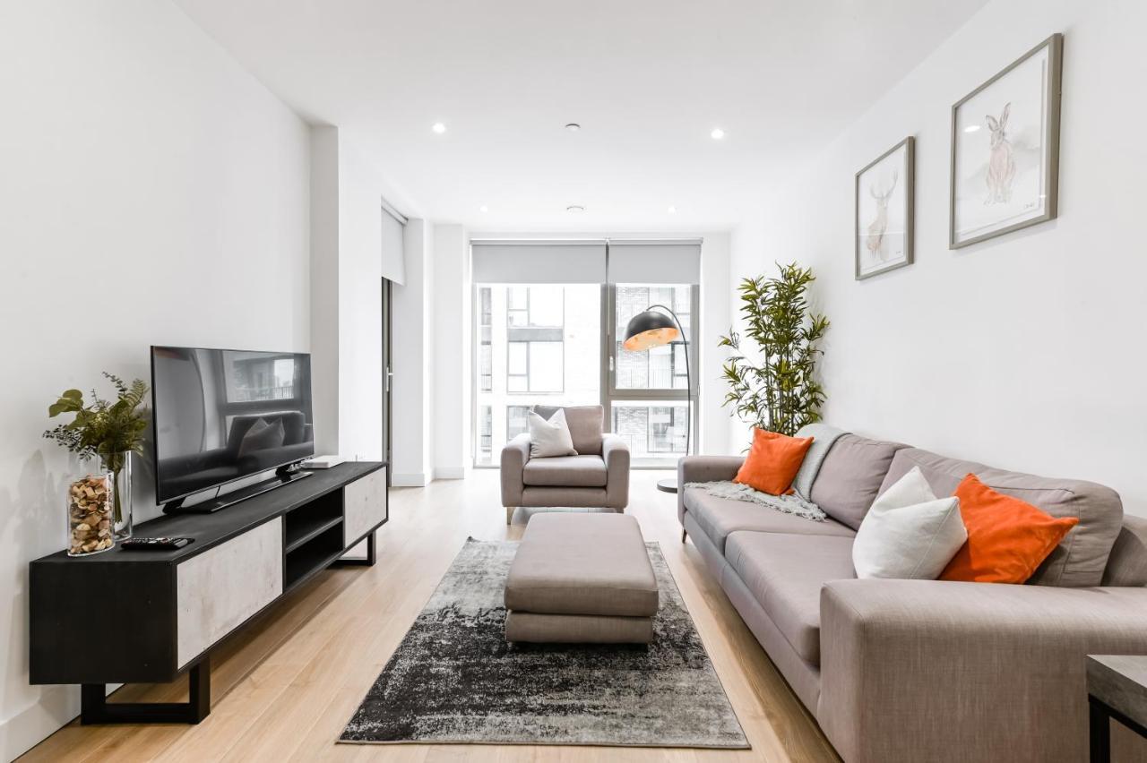 Khayat Homes - The Owelor - Two Bed Londen Buitenkant foto